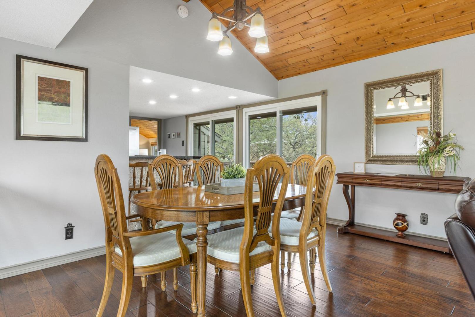 Spicewood Wine Country Retreat - With A Lake View! מראה חיצוני תמונה
